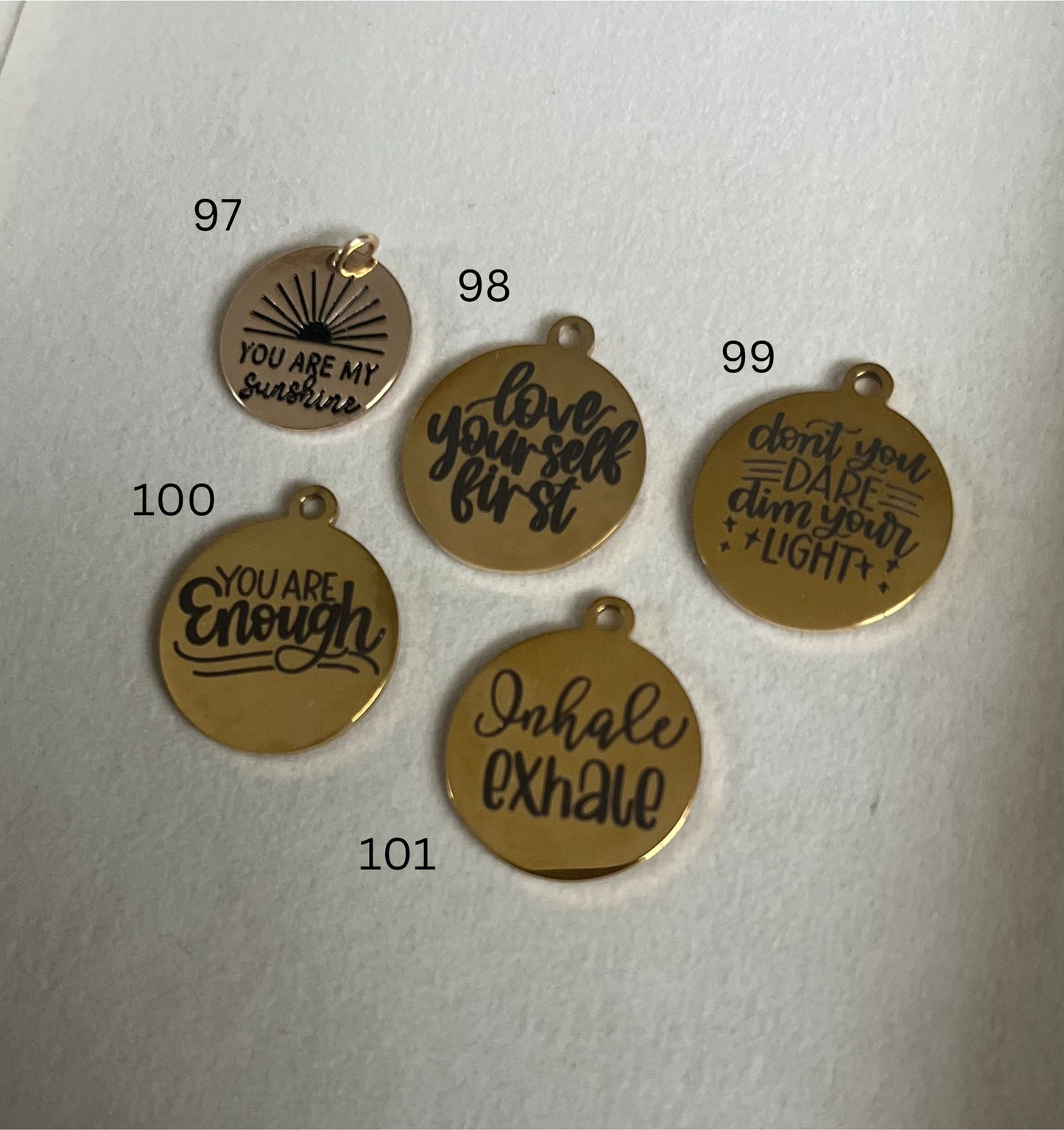 The Signature Dog Mom Keychain