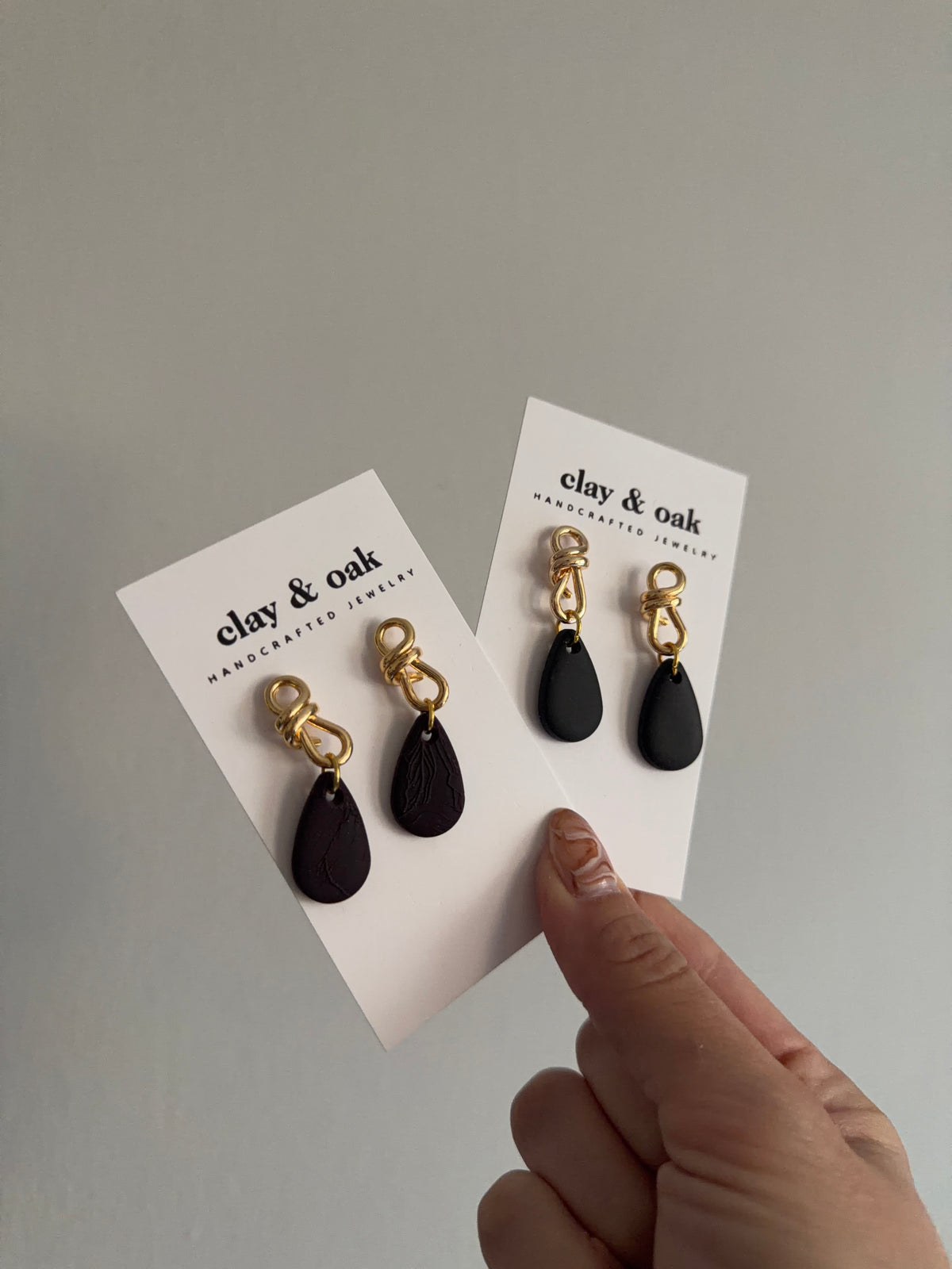 Golden Interlocked Dangles