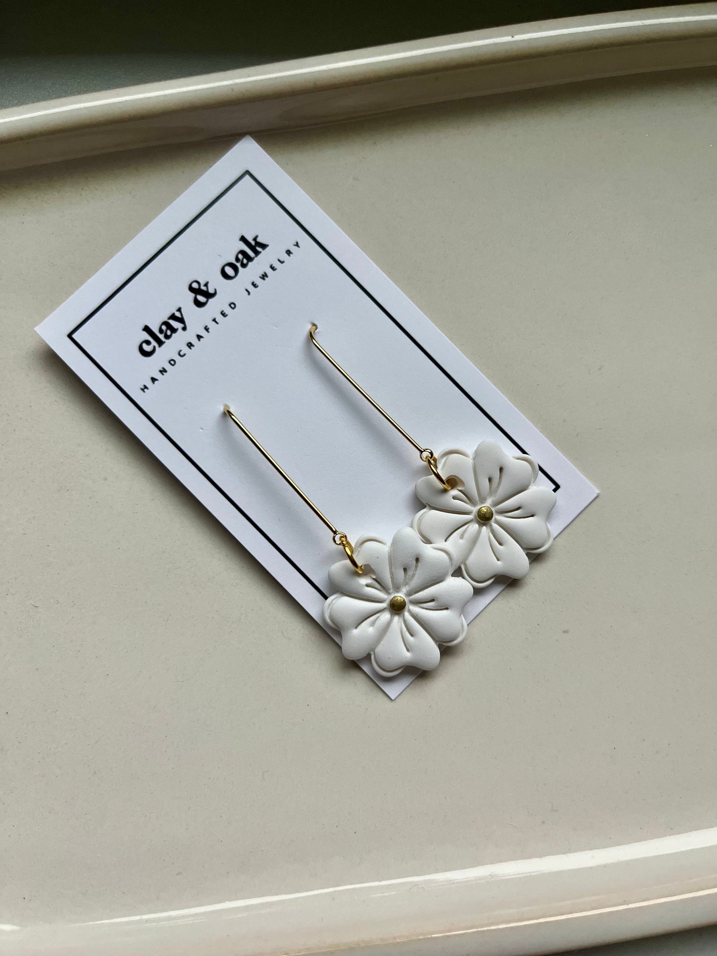 Daisy Dangle