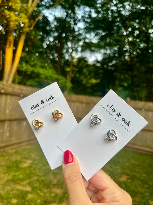Knotted Studs